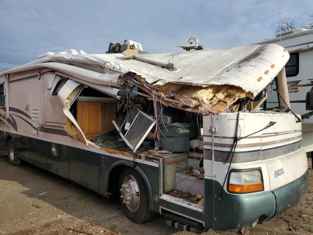 Photo 9 from auction – 1999 DUTC MOTORHOME with VIN 4UZ6XJCA3XCF26890