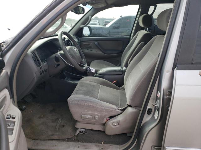 Photo 7 from auction – 2004 TOYOTA SEQUOIA SR with VIN 5TDZT34A14S237229
