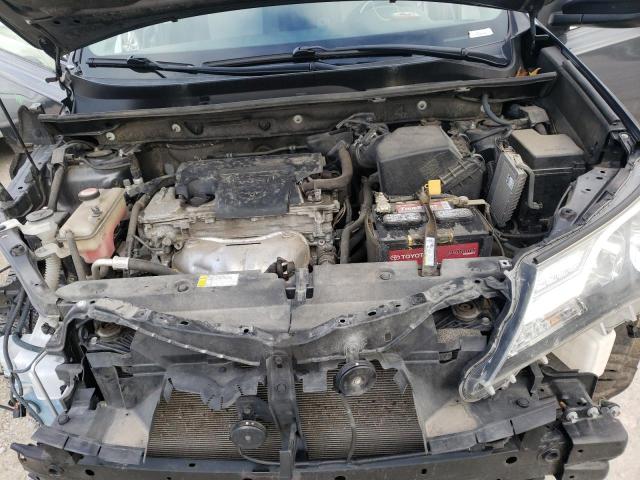 Photo 12 from auction – 2015 TOYOTA RAV4 LE with VIN JTMBFREV9FD150321