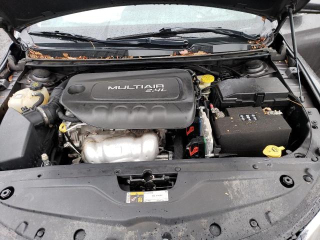 Photo 11 from auction – 2015 CHRYSLER 200 LIMITE with VIN 1C3CCCAB5FN747860