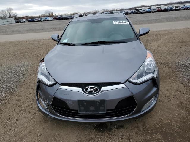 Photo 5 from auction – 2016 HYUNDAI VELOSTER with VIN KMHTC6AD6GU289327