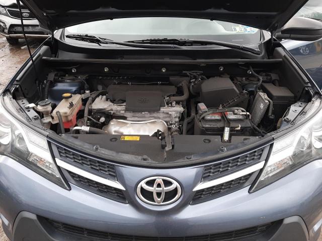 Photo 12 from auction – 2014 TOYOTA RAV4 LE with VIN 2T3BFREV8EW221963