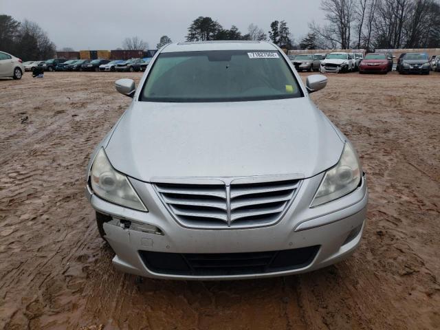 Photo 5 from auction – 2011 HYUNDAI GENESIS 4. with VIN KMHGC4DF6BU132909