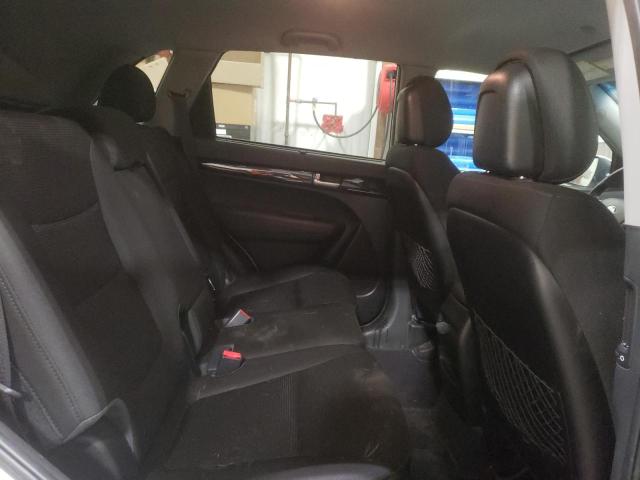 Photo 11 from auction – 2014 KIA SORENTO LX with VIN 5XYKTDA70EG545104