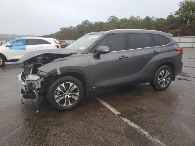 TOYOTA HIGHLANDER 2022 with VIN 5TDGBRCH2NS550111 - Photo from auction