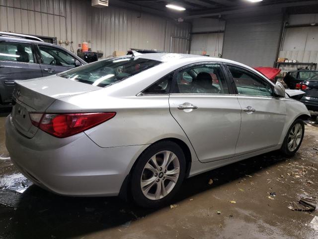 Photo 3 from auction – 2013 HYUNDAI SONATA SE with VIN 5NPEC4ACXDH781728