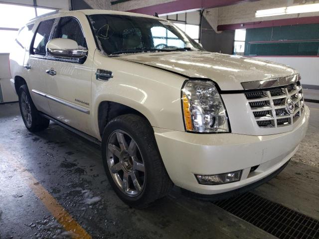 Photo 4 from auction – 2012 CADILLAC ESCALADE L with VIN 1GYS3BEF4CR152771