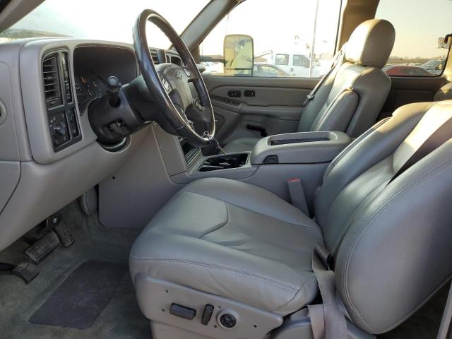 Photo 7 from auction – 2005 CHEVROLET SILVERADO with VIN 1GCHK29UX5E217774