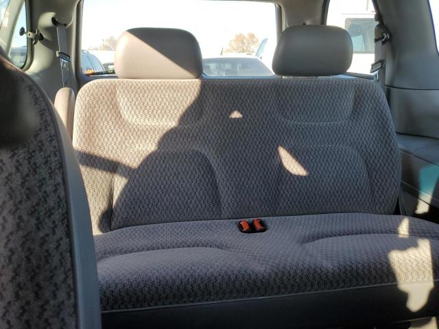 Photo 10 from auction – 2000 CHRYSLER VOYAGER with VIN 2C4FJ25B2YR892959