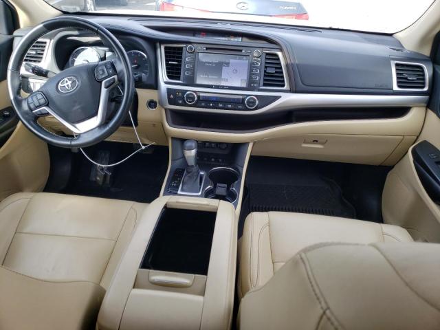 Photo 8 from auction – 2017 TOYOTA HIGHLANDER with VIN 5TDJZRFH4HS461531
