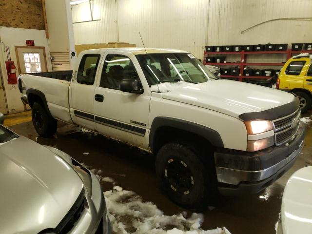 Photo 4 from auction – 2005 CHEVROLET SILVERADO with VIN 1GCHC29U95E223563