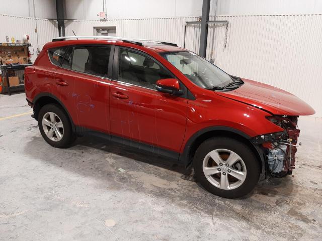 Photo 4 from auction – 2014 TOYOTA RAV4 XLE with VIN JTMRFREVXEJ012169