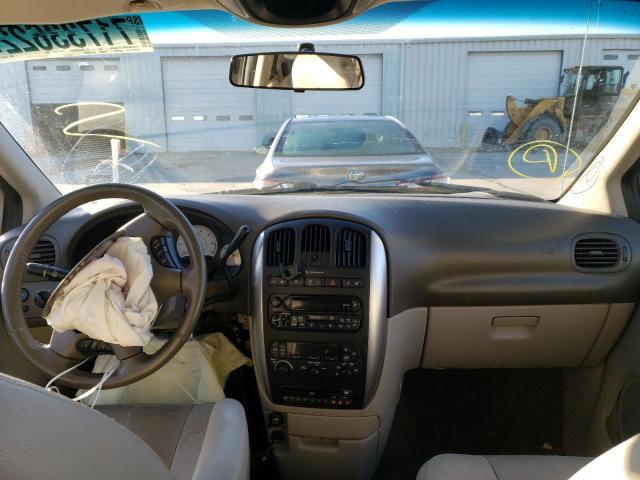 Photo 8 from auction – 2006 CHRYSLER TOWN & COU with VIN 2A8GP54L26R744041
