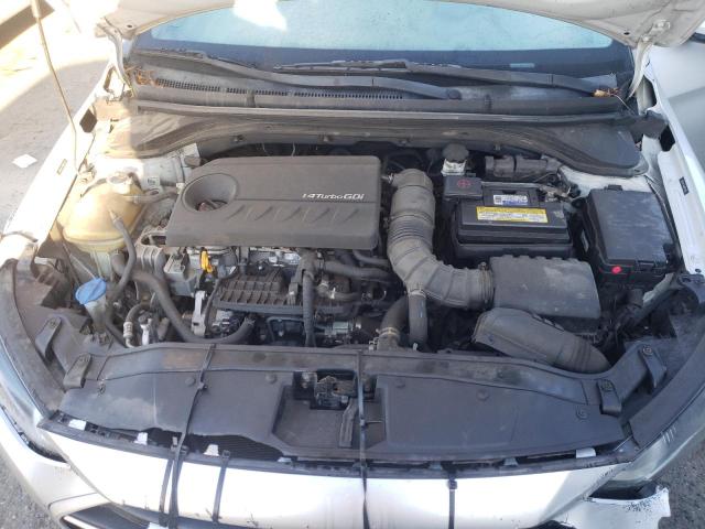 Photo 11 from auction – 2017 HYUNDAI ELANTRA EC with VIN 5NPD94LA5HH075360