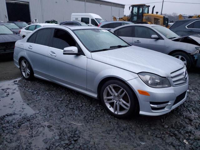 Photo 4 from auction – 2012 MERCEDES-BENZ C 300 4MAT with VIN WDDGF8BB4CA645989