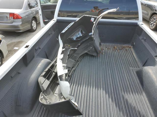 Photo 12 from auction – 2002 CHEVROLET SILVERADO with VIN 1GCHC23U02F116772