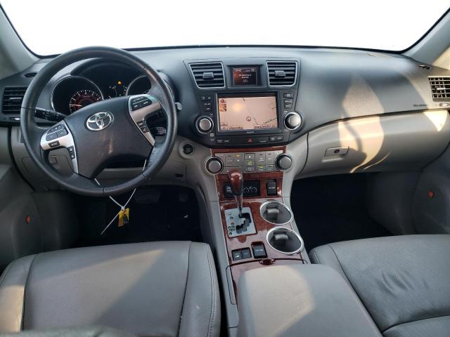 Photo 8 from auction – 2011 TOYOTA HIGHLANDER with VIN 5TDDK3EH1BS057481