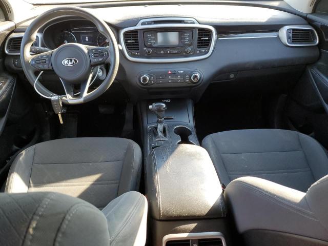 Photo 8 from auction – 2016 KIA SORENTO LX with VIN 5XYPG4A54GG034619