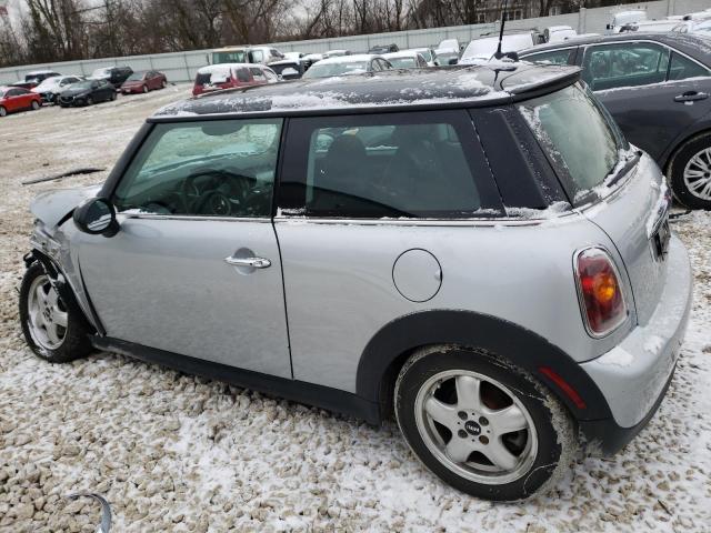 Photo 2 from auction – 2008 MINI COOPER with VIN WMWMF33588TU68381