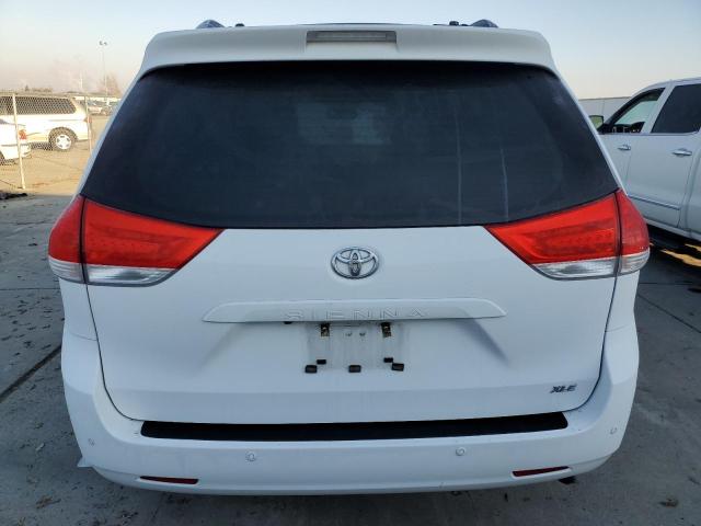 Photo 6 from auction – 2011 TOYOTA SIENNA XLE with VIN 5TDYK3DC8BS162364
