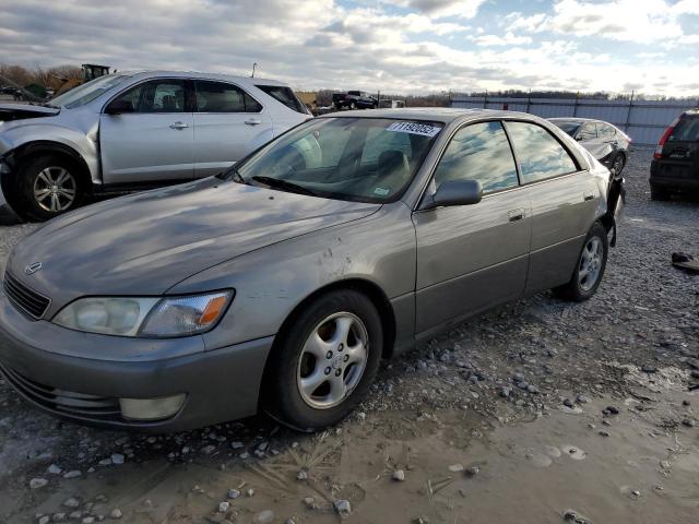 LEXUS GS 300 1999 with VIN JT8BF28G0X0170534 - Photo from auction