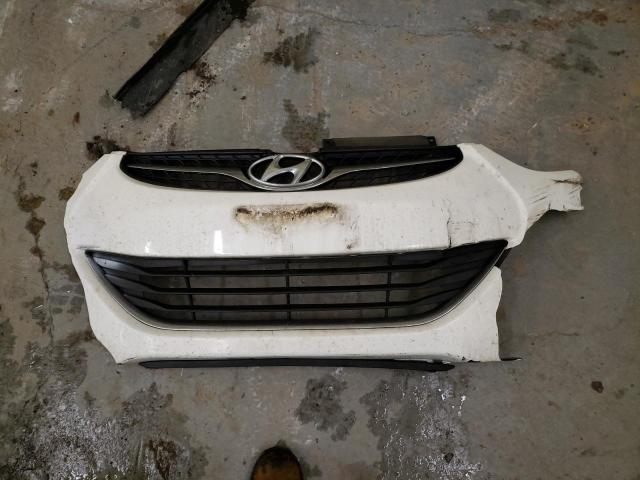 Photo 12 from auction – 2011 HYUNDAI ELANTRA GL with VIN 5NPDH4AE4BH017255