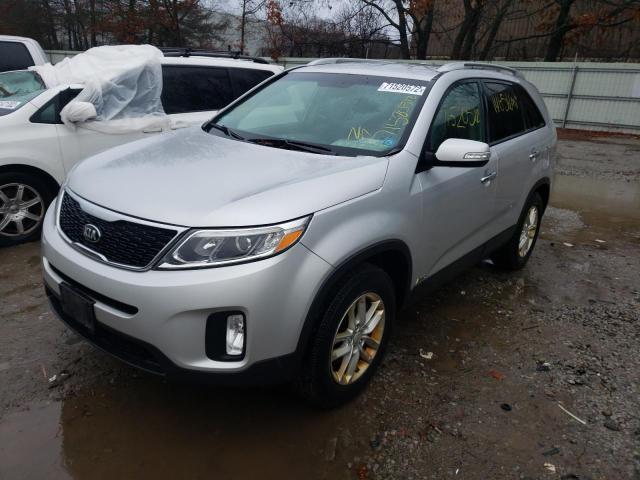 KIA SORENTO 2015 with VIN 5XYKTCA65FG554481 - Photo from auction