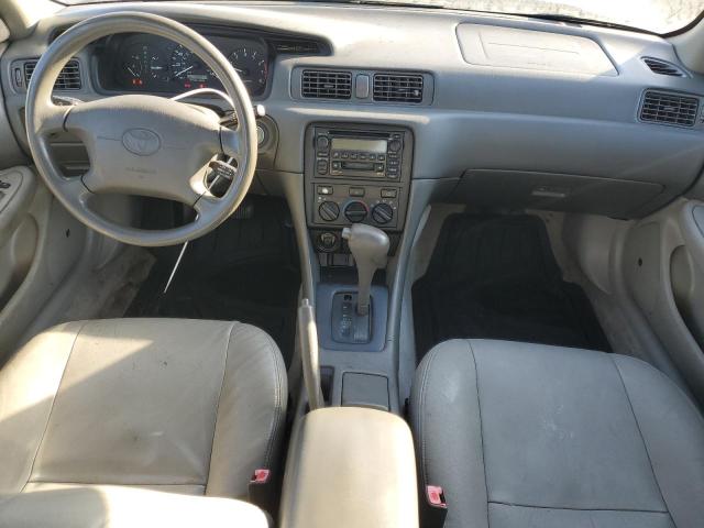 Photo 8 from auction – 2000 TOYOTA CAMRY LE with VIN 4T1BF22K1YU111710
