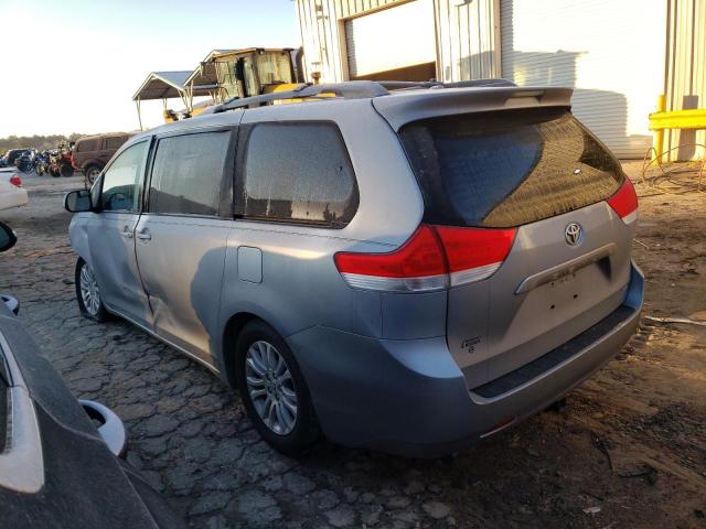 Photo 2 from auction – 2011 TOYOTA SIENNA XLE with VIN 5TDYK3DC7BS071781
