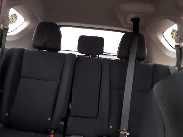 Photo 10 from auction – 2017 TOYOTA RAV4 LE with VIN 2T3BFREV5HW622617