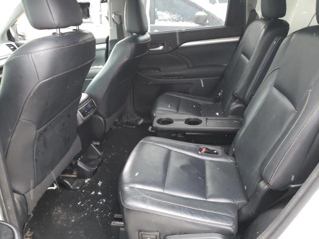 Фото 11 с аукциона – 2014 TOYOTA HIGHLANDER с VIN 5TDJKRFH4ES063462