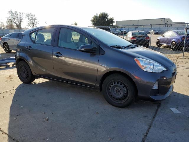 Photo 4 from auction – 2014 TOYOTA PRIUS C with VIN JTDKDTB31E1068086