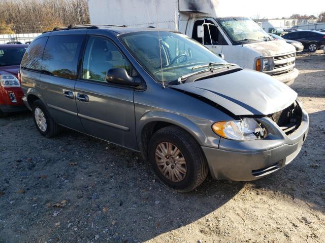 Photo 4 from auction – 2005 CHRYSLER TOWN & COU with VIN 1C4GP45R65B326499
