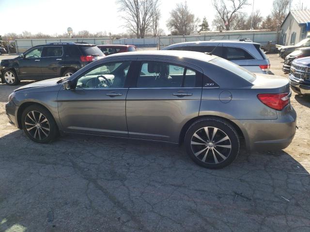 Photo 2 from auction – 2013 CHRYSLER 200 TOURIN with VIN 1C3CCBBG8DN720072