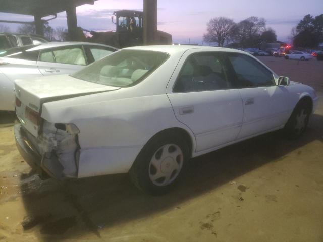 Photo 3 from auction – 1998 TOYOTA CAMRY CE with VIN 4T1BF22K7WU058976