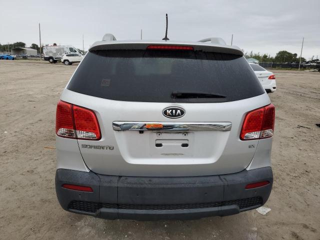 Photo 6 from auction – 2011 KIA SORENTO EX with VIN 5XYKU4A13BG036161