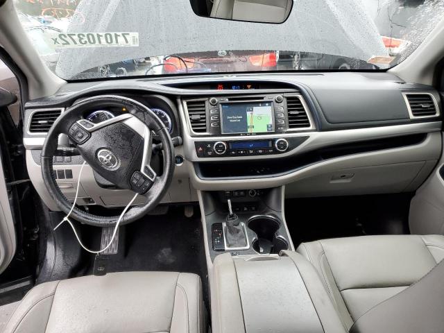 Photo 8 from auction – 2017 TOYOTA HIGHLANDER with VIN 5TDJZRFH9HS393470