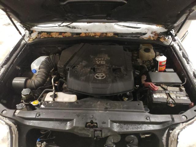 Photo 11 from auction – 2003 TOYOTA 4RUNNER SR with VIN JTEBU14R730018037