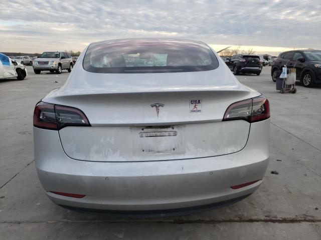 Photo 6 from auction – 2018 TESLA MODEL 3 with VIN 5YJ3E1EA7JF034834