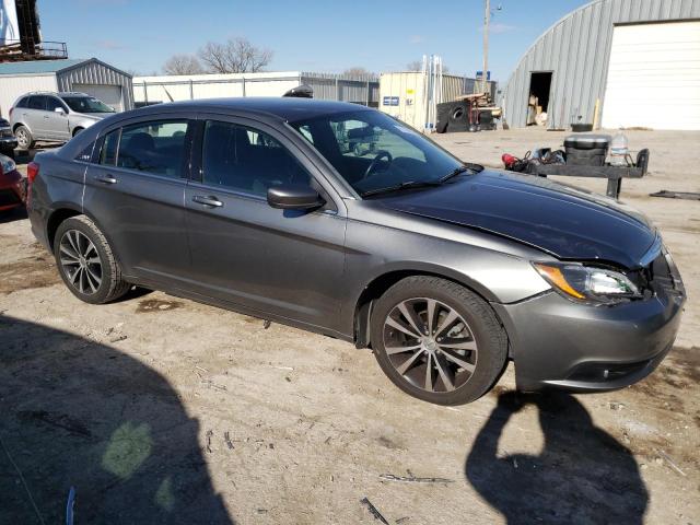 Photo 4 from auction – 2013 CHRYSLER 200 TOURIN with VIN 1C3CCBBG8DN720072