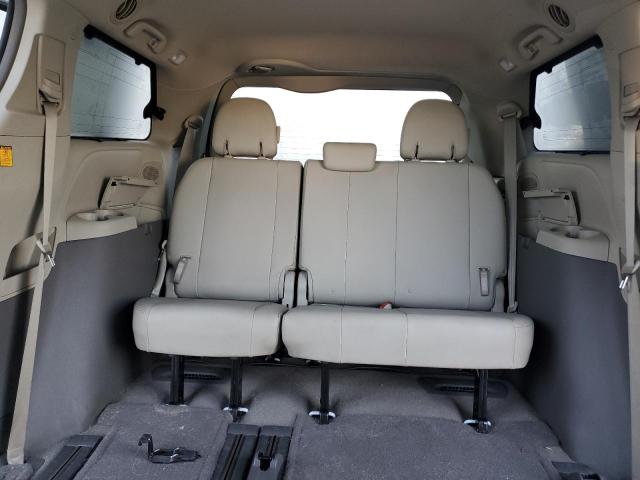Photo 10 from auction – 2011 TOYOTA SIENNA XLE with VIN 5TDYK3DC8BS162364
