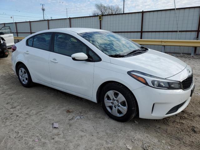 Photo 4 from auction – 2017 KIA FORTE LX with VIN 3KPFK4A7XHE070289