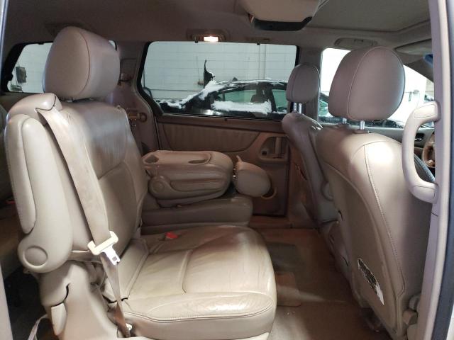 Photo 11 from auction – 2004 TOYOTA SIENNA with VIN 5TDZA22C84S171363