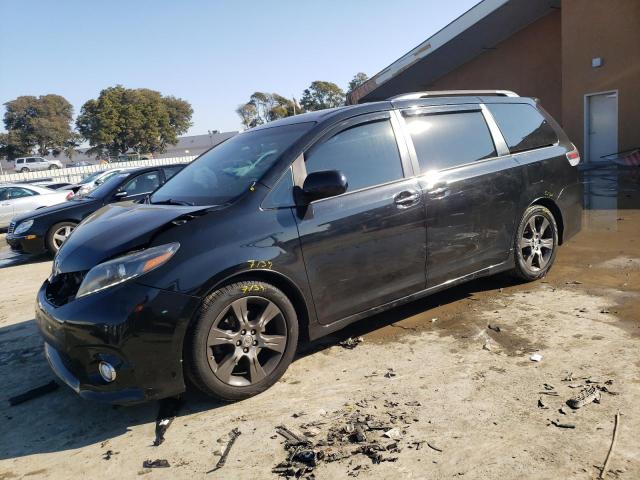 TOYOTA SIENNA SE 2016 with VIN 5TDXK3DC7GS720563 - Photo from auction
