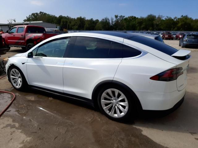 Photo 2 from auction – 2018 TESLA MODEL X with VIN 5YJXCBE26JF113675