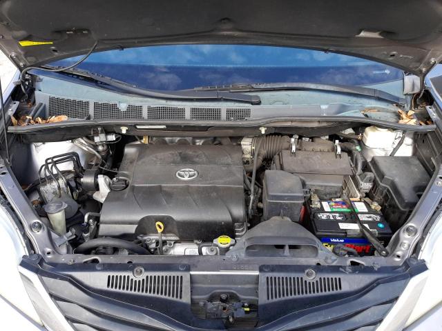 Photo 12 from auction – 2011 TOYOTA SIENNA LE with VIN 5TDKK3DC2BS045126