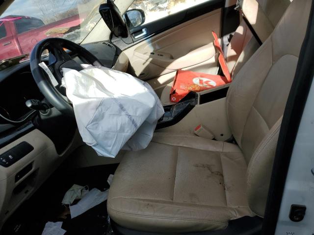 Photo 7 from auction – 2016 KIA CADENZA LU with VIN KNALN4D78G5217867