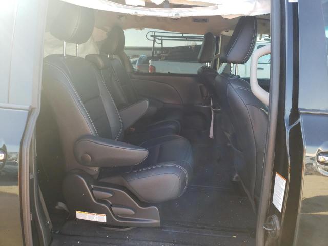 Photo 11 from auction – 2016 TOYOTA SIENNA SE with VIN 5TDXK3DC7GS720563
