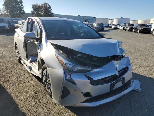 Photo 4 from auction – 2017 TOYOTA PRIUS with VIN JTDKBRFUXH3051601