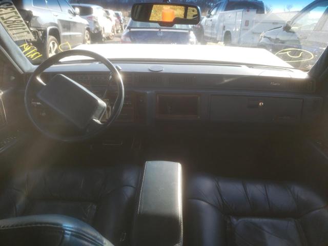 Photo 8 from auction – 1992 CADILLAC DEVILLE with VIN 1G6CD53B4N4269228